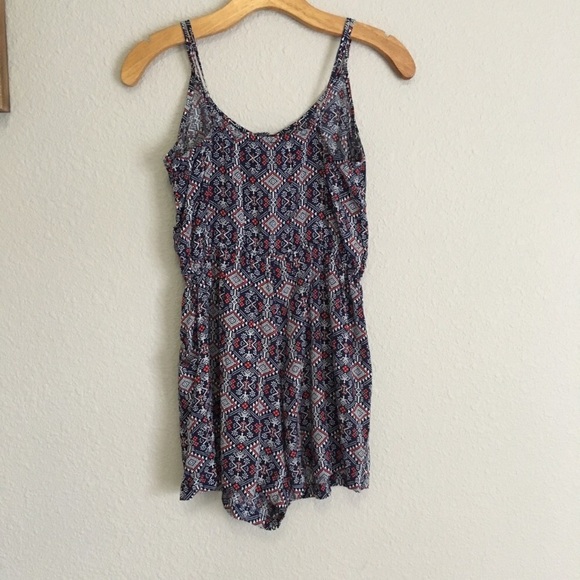 Romper - Picture 2 of 3